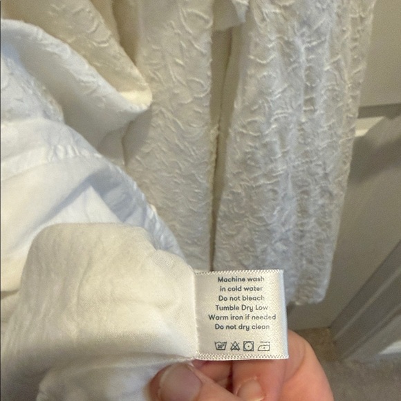 Chic Roller Rabbit White Dress - Picture 7 of 9